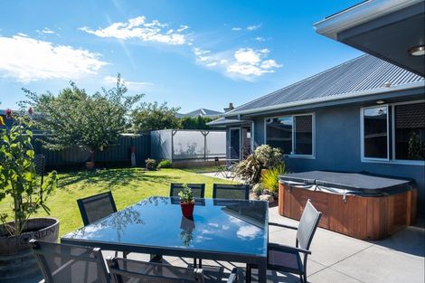 Photo of property in 101 Russell Robertson Drive, Havelock North, 4130