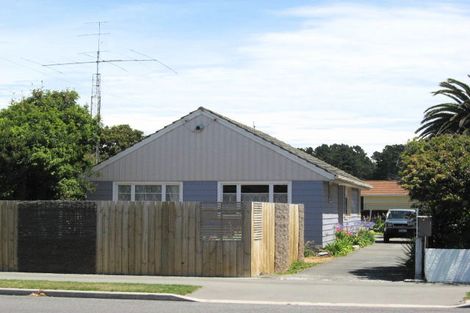 Photo of property in 102 Estuary Road, South New Brighton, Christchurch, 8062