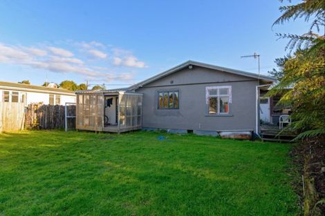Photo of property in 11 Lee Road, Hannahs Bay, Rotorua, 3010