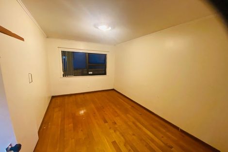 Photo of property in 65 Divich Avenue, Te Atatu South, Auckland, 0610