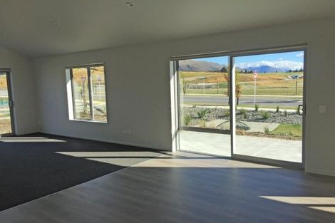 Photo of property in 66 Obelisk Street, Wanaka, 9305