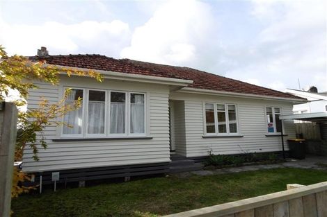 Photo of property in 211 Carrington Street, Vogeltown, New Plymouth, 4310