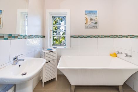 Photo of property in 1 Davison Road, Rotherham, 7379