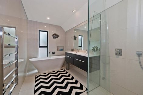 Photo of property in 1 Haineswood Lane, Sockburn, Christchurch, 8042