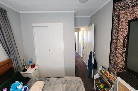 Photo of property in 80c Airlie Road, Plimmerton, Porirua, 5026