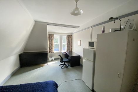 Photo of property in 39 Royal Terrace, Dunedin Central, Dunedin, 9016