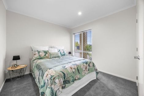 Photo of property in 8a Maple Lane, Huapai, Kumeu, 0810