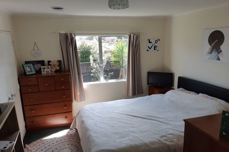 Photo of property in 1/20 Starforth Place, Henderson, Auckland, 0612