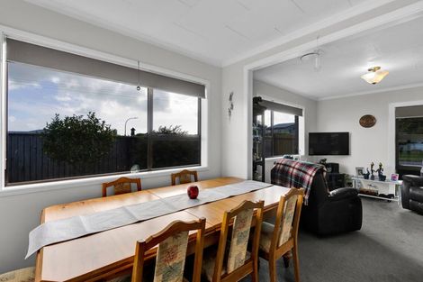 Photo of property in 25 Puketotara Street, Highlands Park, New Plymouth, 4312