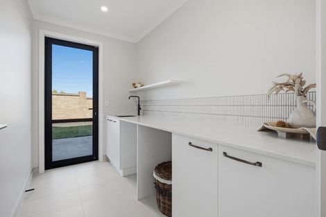 Photo of property in 1 Goodwin Crescent, Pyes Pa, Tauranga, 3112