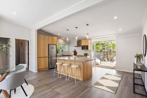 Photo of property in 4 Gladys Avenue, Glenfield, Auckland, 0629