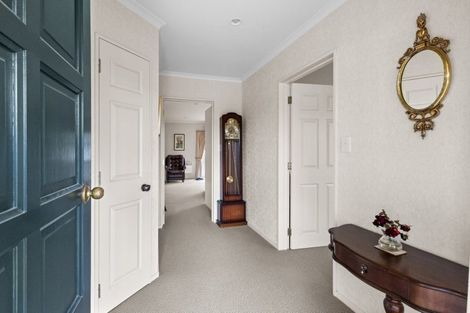 Photo of property in 11 Kingsgate Row, Havelock North, 4130