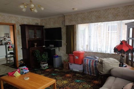 Photo of property in 277 High Street, Eltham, 4322