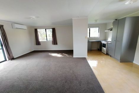 Photo of property in 8a Alidade Place, Massey, Auckland, 0614