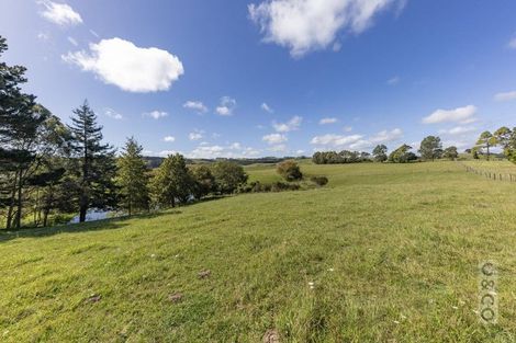 Photo of property in 1226 State Highway 16, Waimauku, 0883