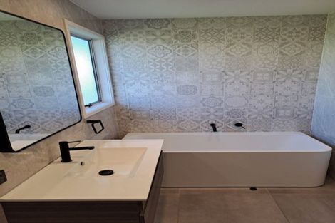 Photo of property in 170 Ransom Smyth Drive, Goodwood Heights, Auckland, 2105