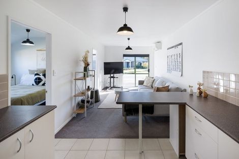 Photo of property in 47a Cowley Drive, Leamington, Cambridge, 3432