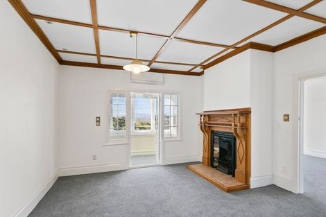 Photo of property in 51 Northland Road, Northland, Wellington, 6012