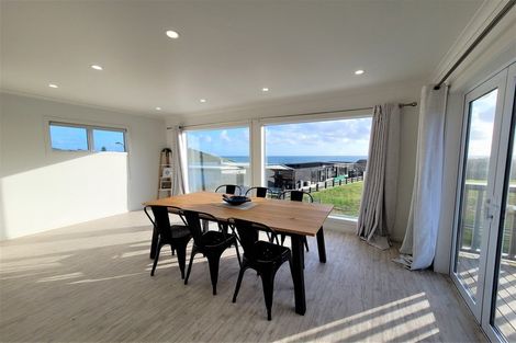 Photo of property in 58 Sunset Drive, Baylys Beach, 0377