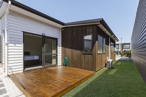 Photo of property in 4 Beardmore Lane, Papakura, 2110