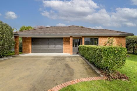 Photo of property in 13 Brandon Street, Otaki, 5512