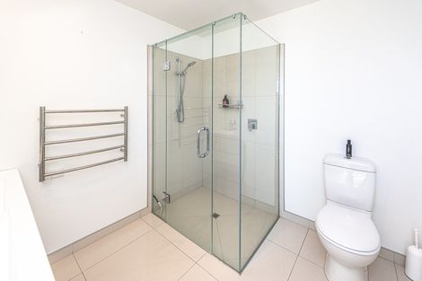 Photo of property in 16 Egmont Street, Patea, 4520