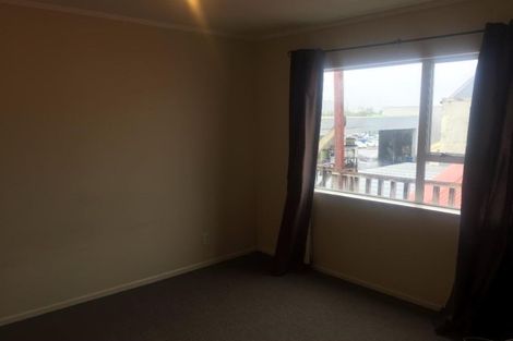 Photo of property in 8a Russell Street, Feilding, 4702