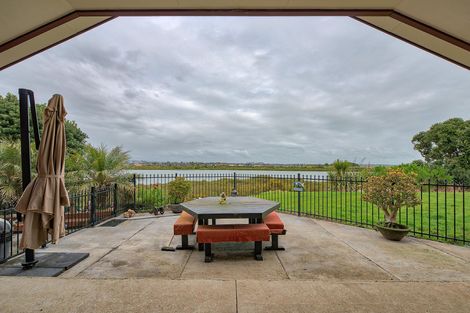 Photo of property in 73 Waimahia Avenue, Weymouth, Auckland, 2103