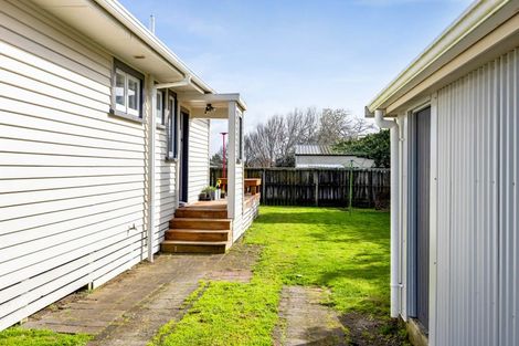 Photo of property in 6 Brookes Terrace, Waitara, 4320