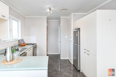 Photo of property in 431a Great South Road, Opaheke, Papakura, 2113