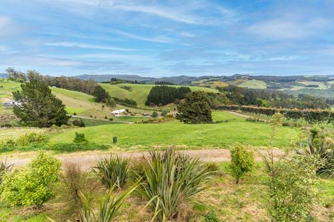 Photo of property in 52 Dons Creek Road, Waitati, 9085