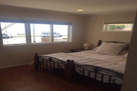 Photo of property in 59 The Esplanade, Eastern Beach, Auckland, 2012