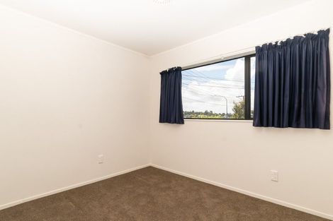 Photo of property in 2/150 Arran Road, Browns Bay, Auckland, 0630