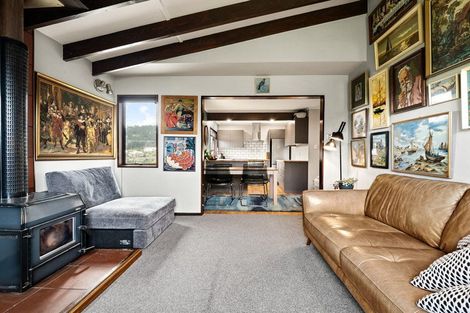 Photo of property in 1 Magnetic Street, Port Chalmers, 9023