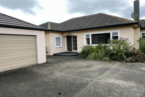 Photo of property in 11 College Street, Awapuni, Palmerston North, 4412