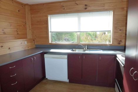 Photo of property in 33a Evelyn Road, Cockle Bay, Auckland, 2014