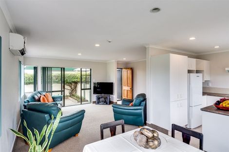 Photo of property in 1/2 Spriggs Crescent, Greenmeadows, Napier, 4112