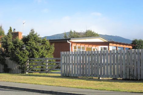Photo of property in 5 Mackinnon Loop, Te Anau, 9600