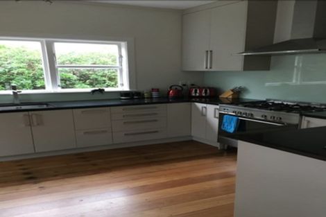 Photo of property in 106 The Parade, Paekakariki, 5034