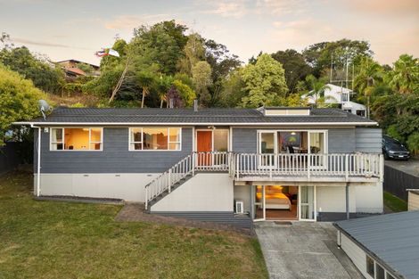 Photo of property in 24 Rothesay Place, Dinsdale, Hamilton, 3204