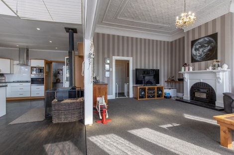 Photo of property in 2 Manila Street, Dannevirke, 4930