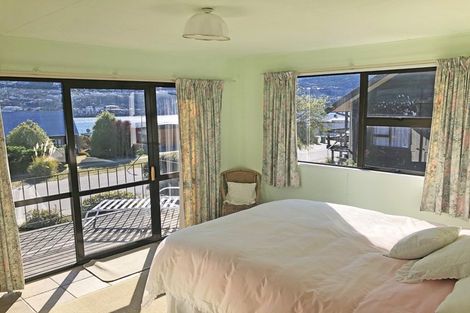 Photo of property in 17 Oregon Drive, Kelvin Heights, Queenstown, 9300