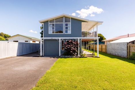 Photo of property in 27 Leslie Street, Waitara, 4320