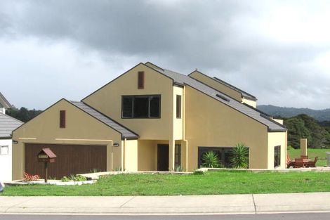 Photo of property in 9 Foothills Lane, Glen Eden, Auckland, 0602