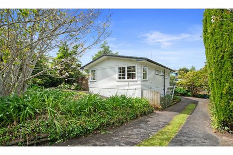 Photo of property in 4 Anich Road, Massey, Auckland, 0614