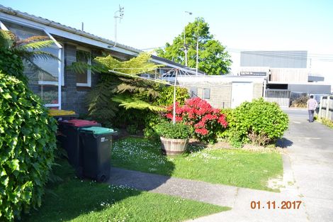 Photo of property in 2/17 Waimairi Road, Upper Riccarton, Christchurch, 8041