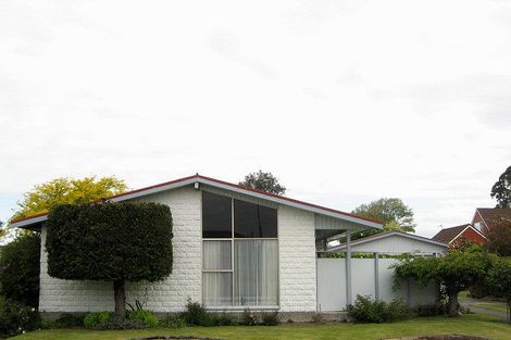 Photo of property in 7 Beeston Place, Redwood, Christchurch, 8051