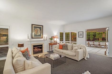 Photo of property in 27 Riverstone Road, Te Atatu Peninsula, Auckland, 0610