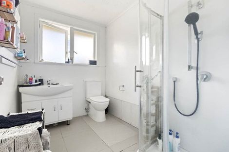 Photo of property in 12 Olive Street, Manurewa, Auckland, 2102