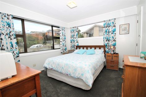 Photo of property in 16 Kinmont Crescent, Kinmont Park, Mosgiel, 9024